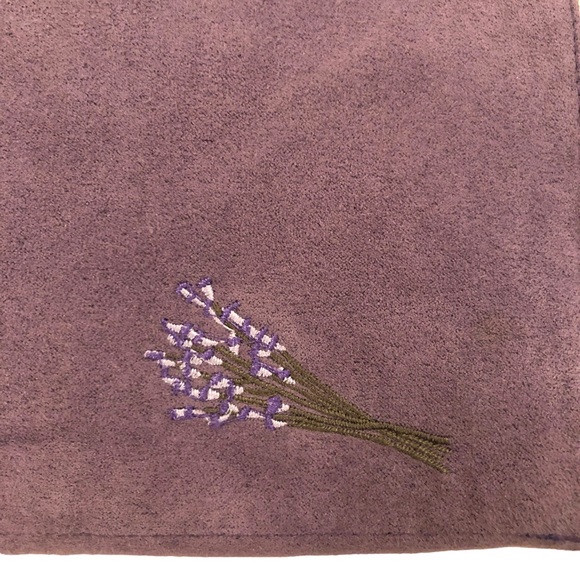 Lavender and Green Toiletries Travel Case - Picture 2 of 14